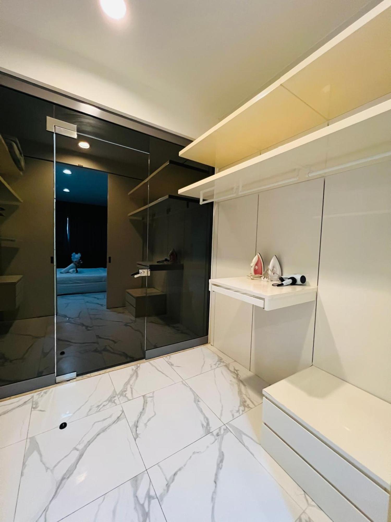 Apartment Luxury Platinum Klcc By Lux