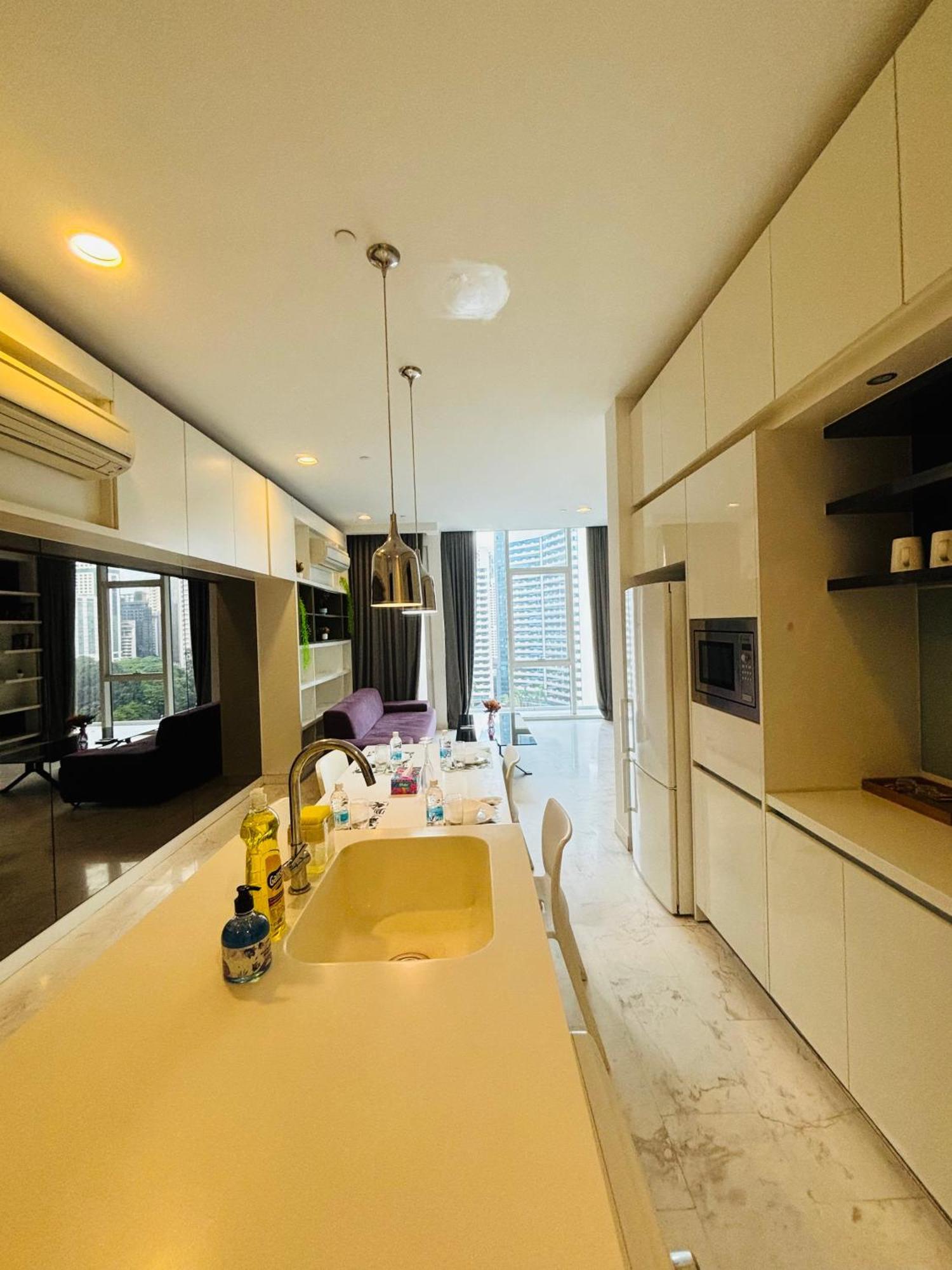 Luxury Platinum Klcc By Lux